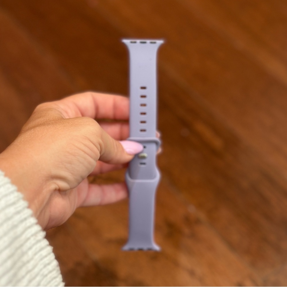 Apple Watch Light Purple 38 mm, 40 mm band NEW
